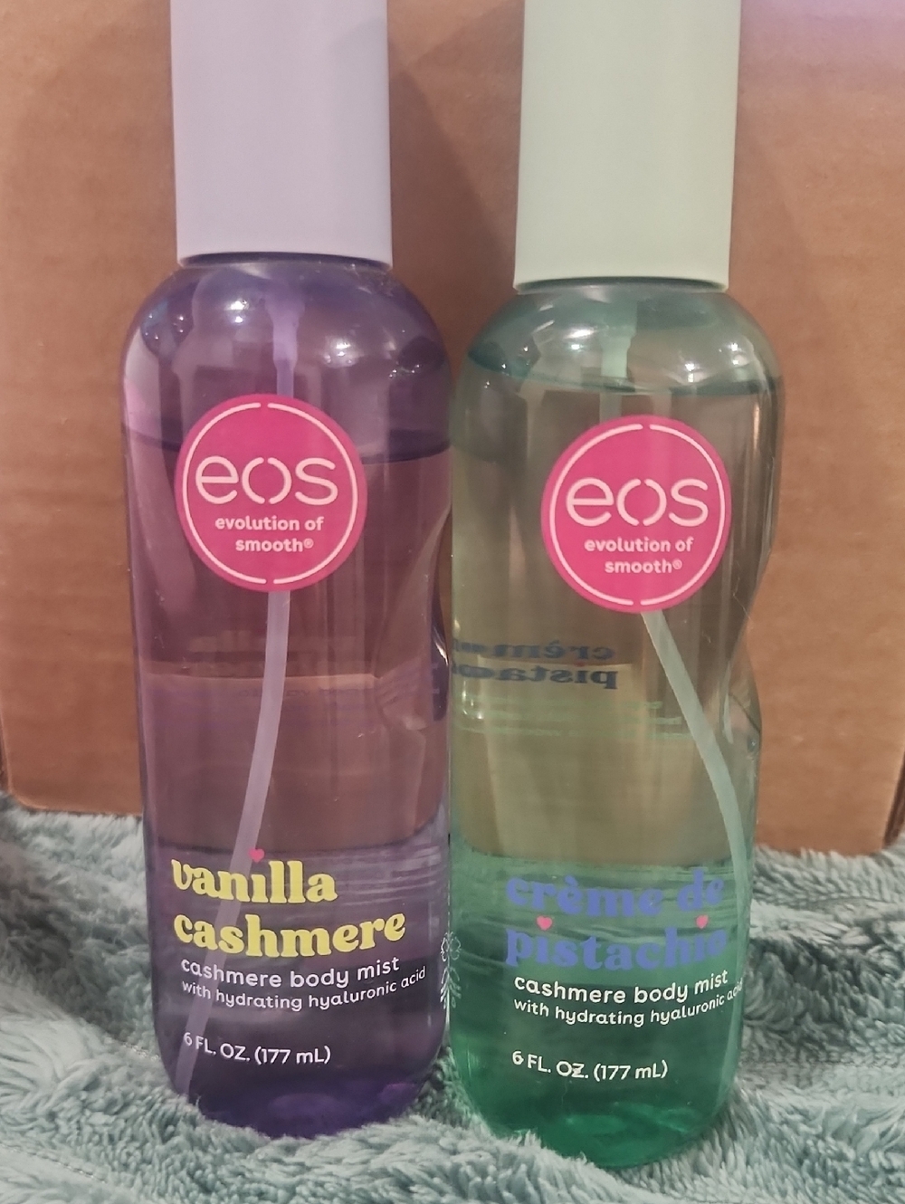 eos Vanilla Cashmere & Crème de Pistachio Cashmere Body Mists Bundle